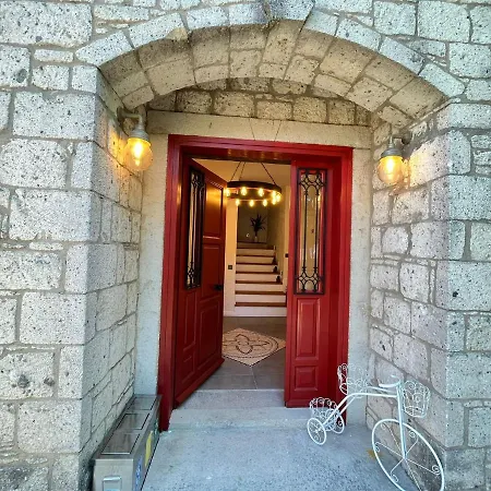 Armi Alacati 公寓式酒店 *
