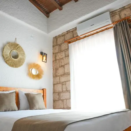 Armi Alaçatı Apart Otel